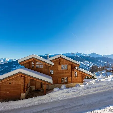 Chalet Luxueux Avec Sauna Et Hammam Et Jacuzzi 木屋 *